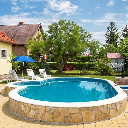 Yellow 2 By Interhome