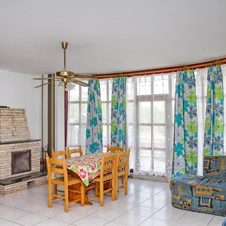 Yellow 2 By Interhome 펜션